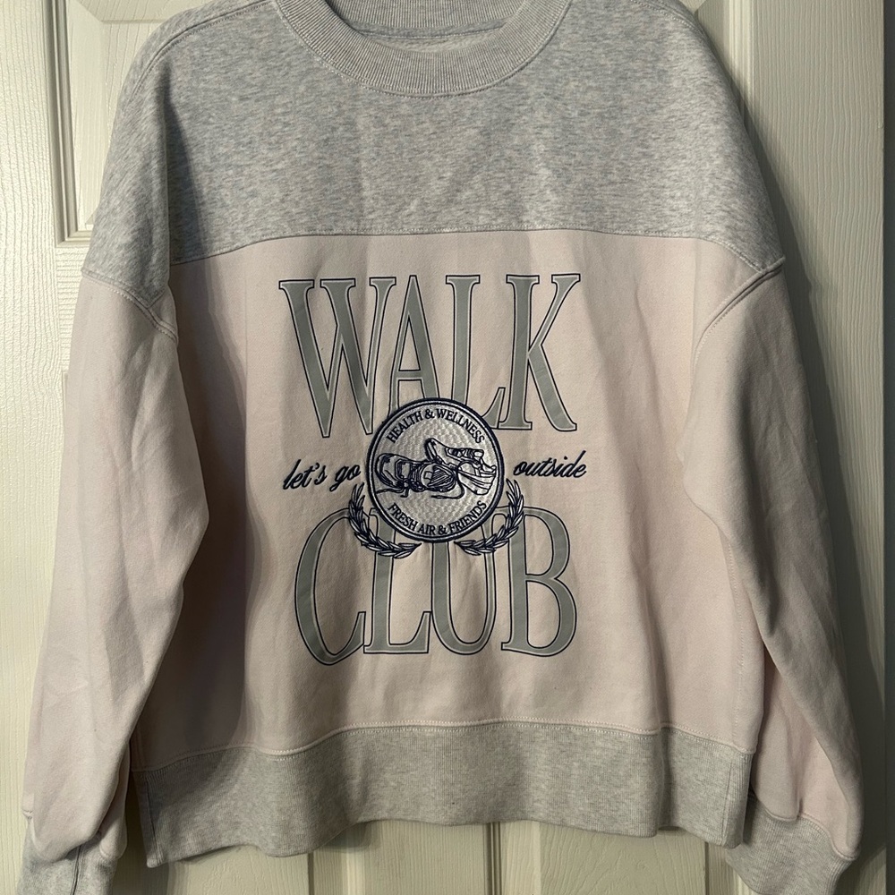 Abercrombie & Fitch Gray and Cream Walk Club Sweatshirt large L NWOT
